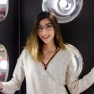 Meet your Posher, Vivien